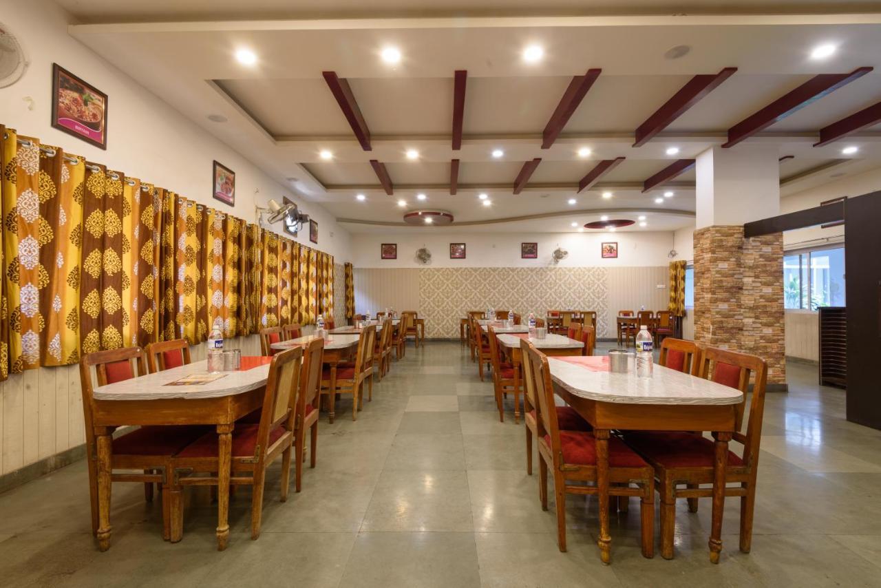 Hotel Great Punjab Аурангабад Екстериор снимка