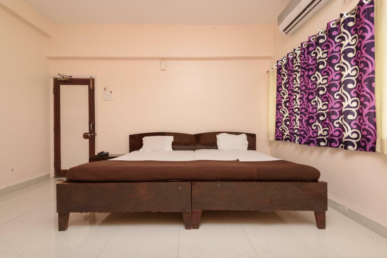 Hotel Great Punjab Аурангабад Екстериор снимка